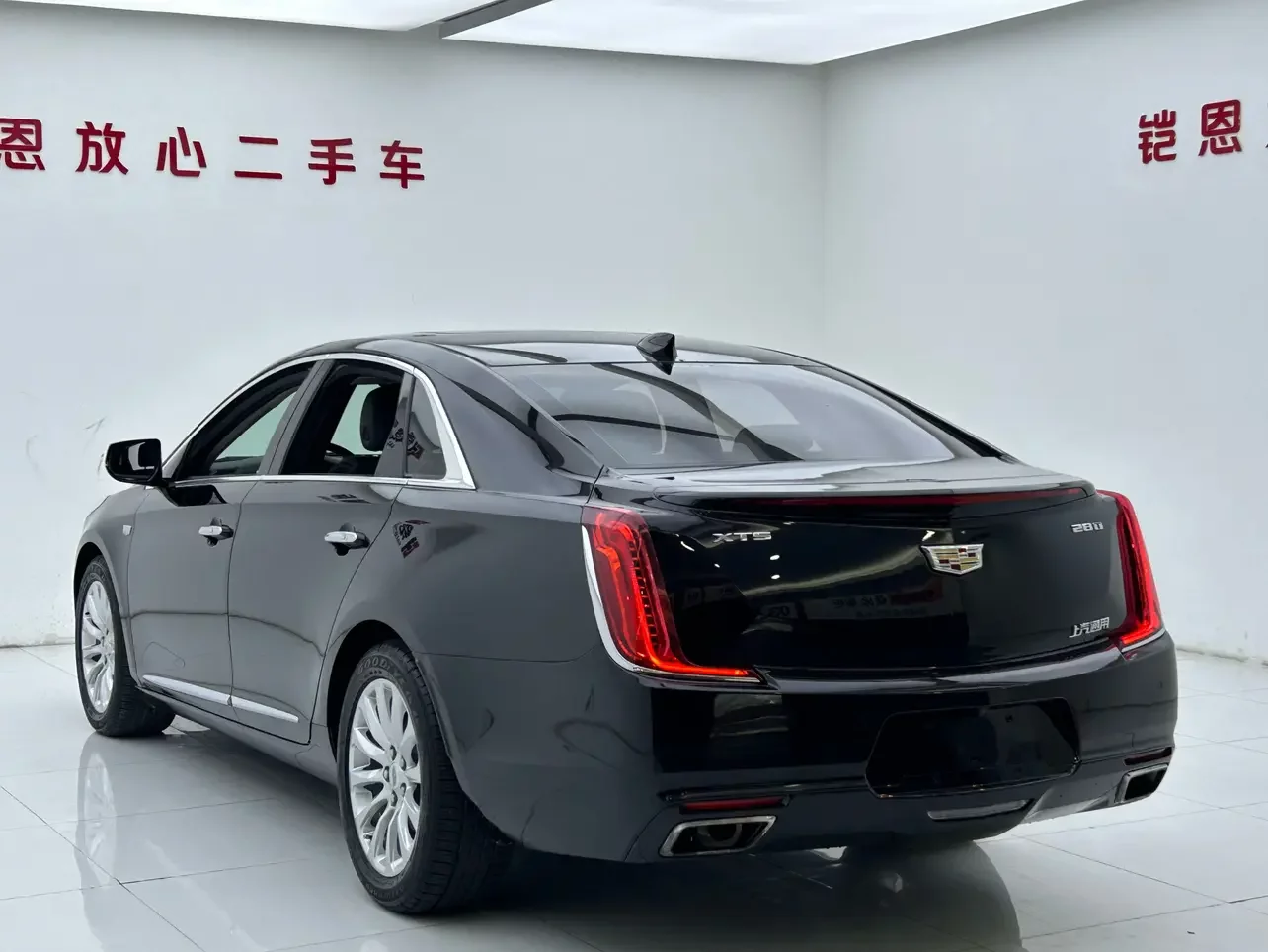Cadillac XTS