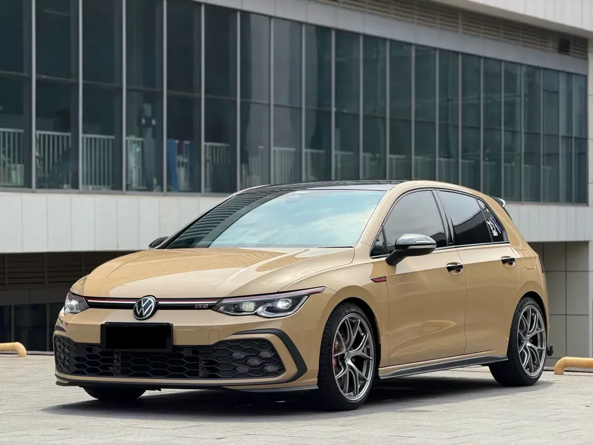 Volkswagen Golf GTI