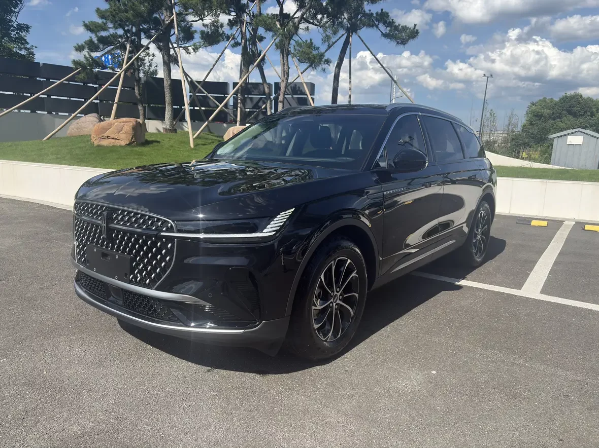 Lincoln navigator