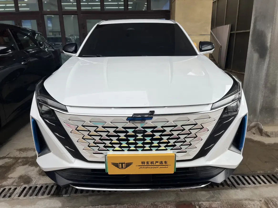 Oshan Changan Auchan Z6 iDD new energy