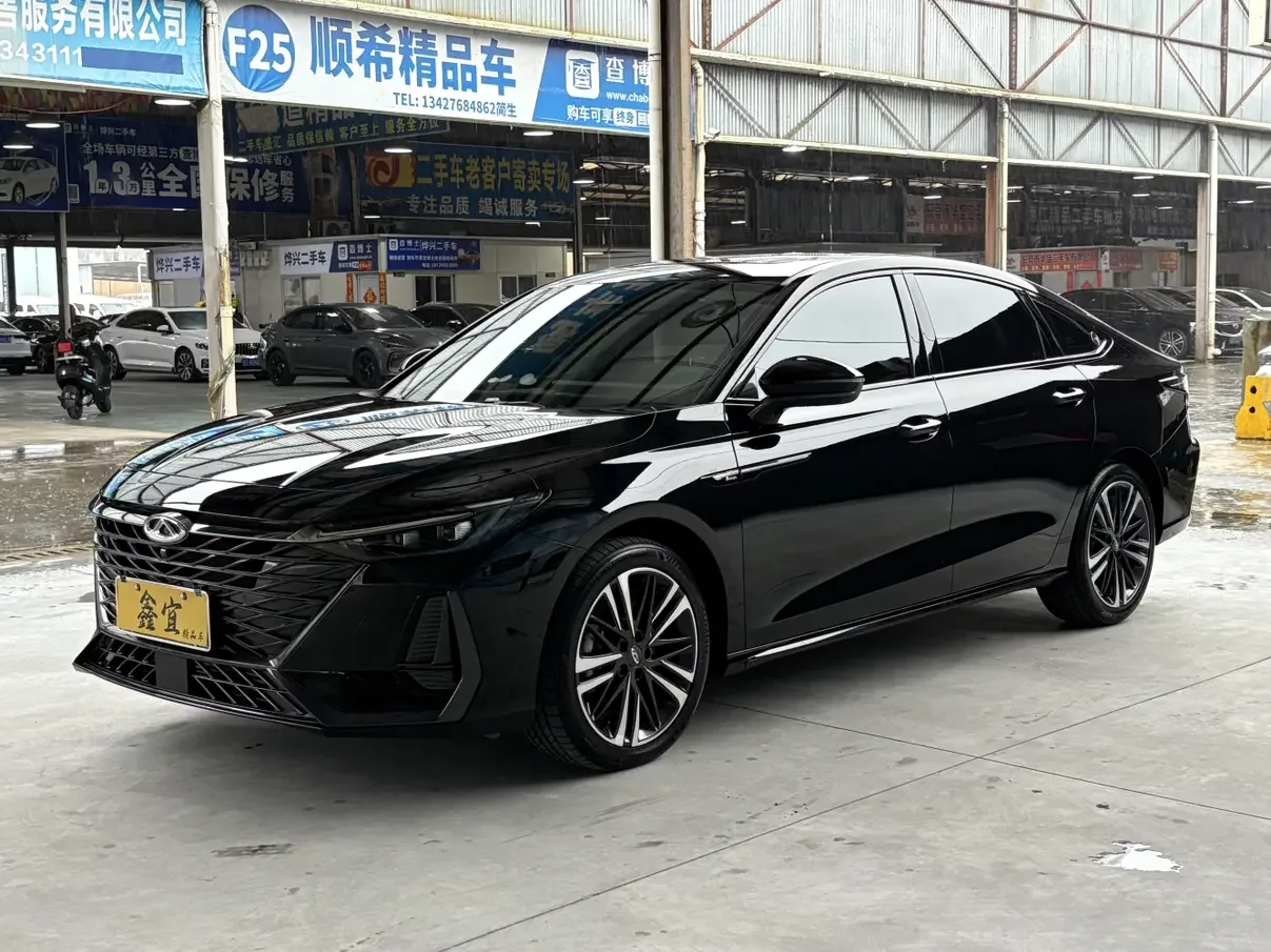 Chery Arrizo 8