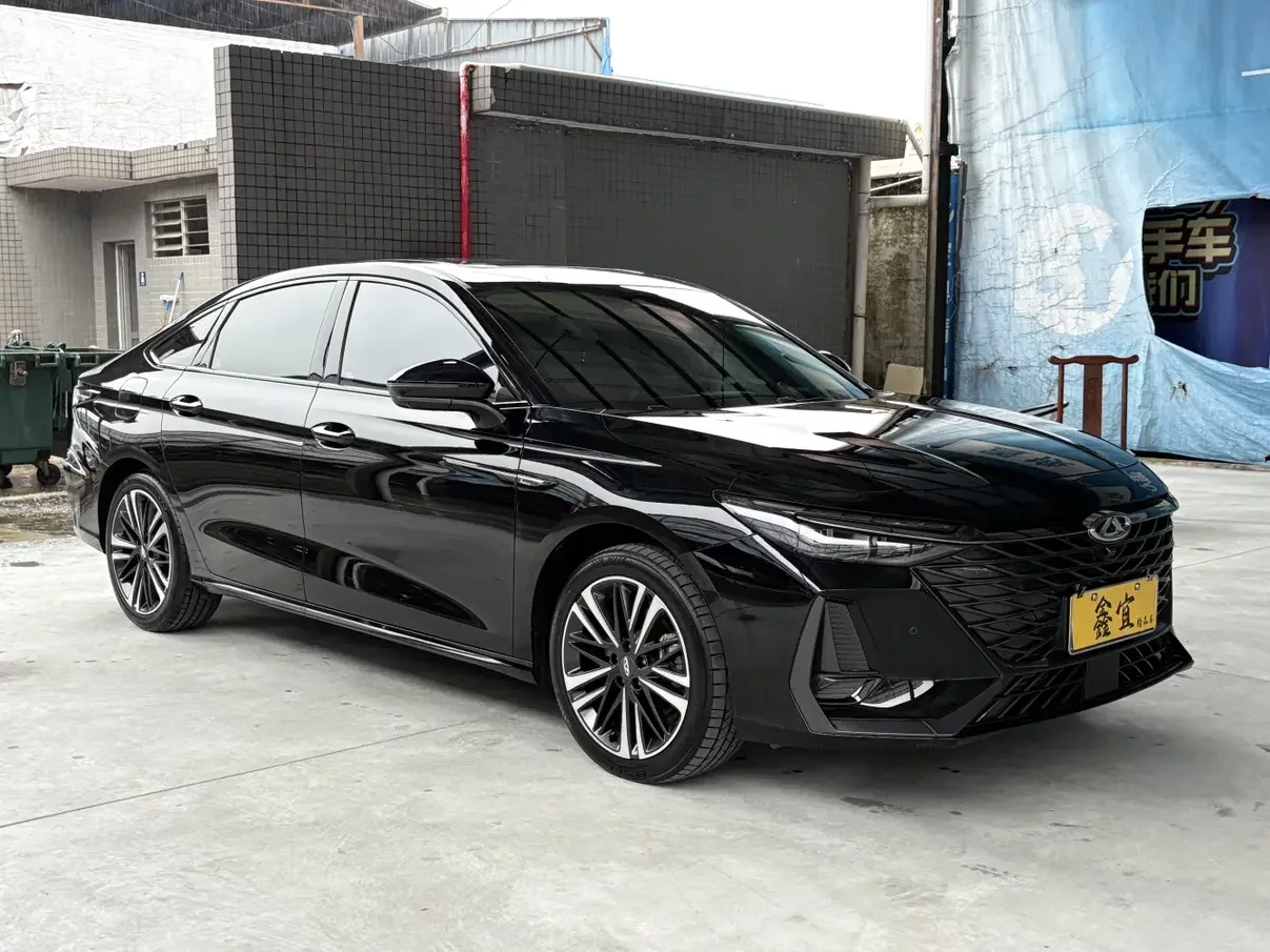 Chery Arrizo 8