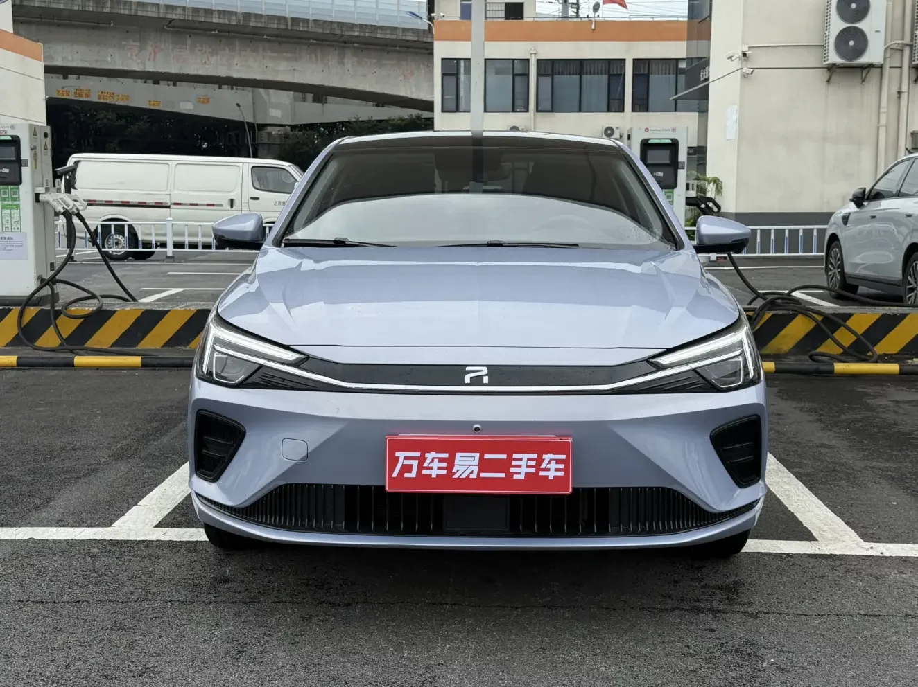 Rising Auto Feifan ER6
