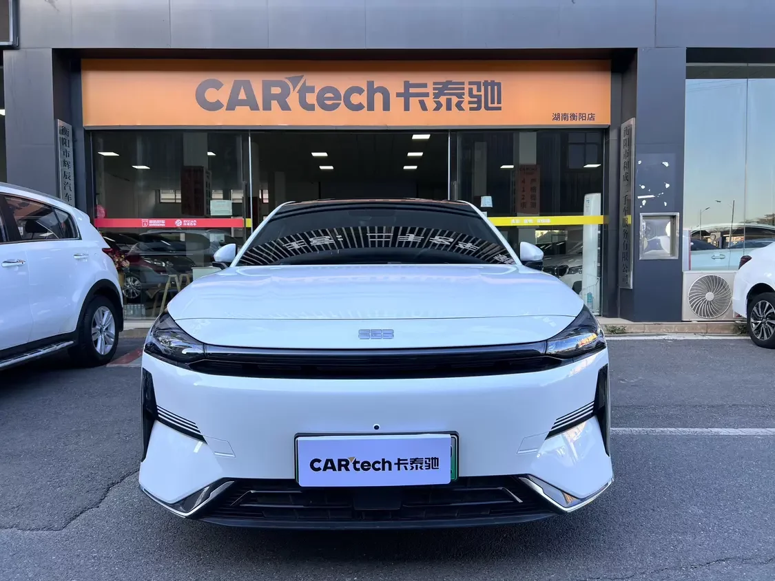 Geely Galaxy L6