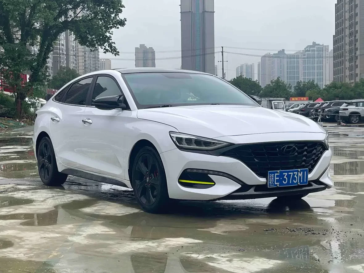 Hyundai Lafesta