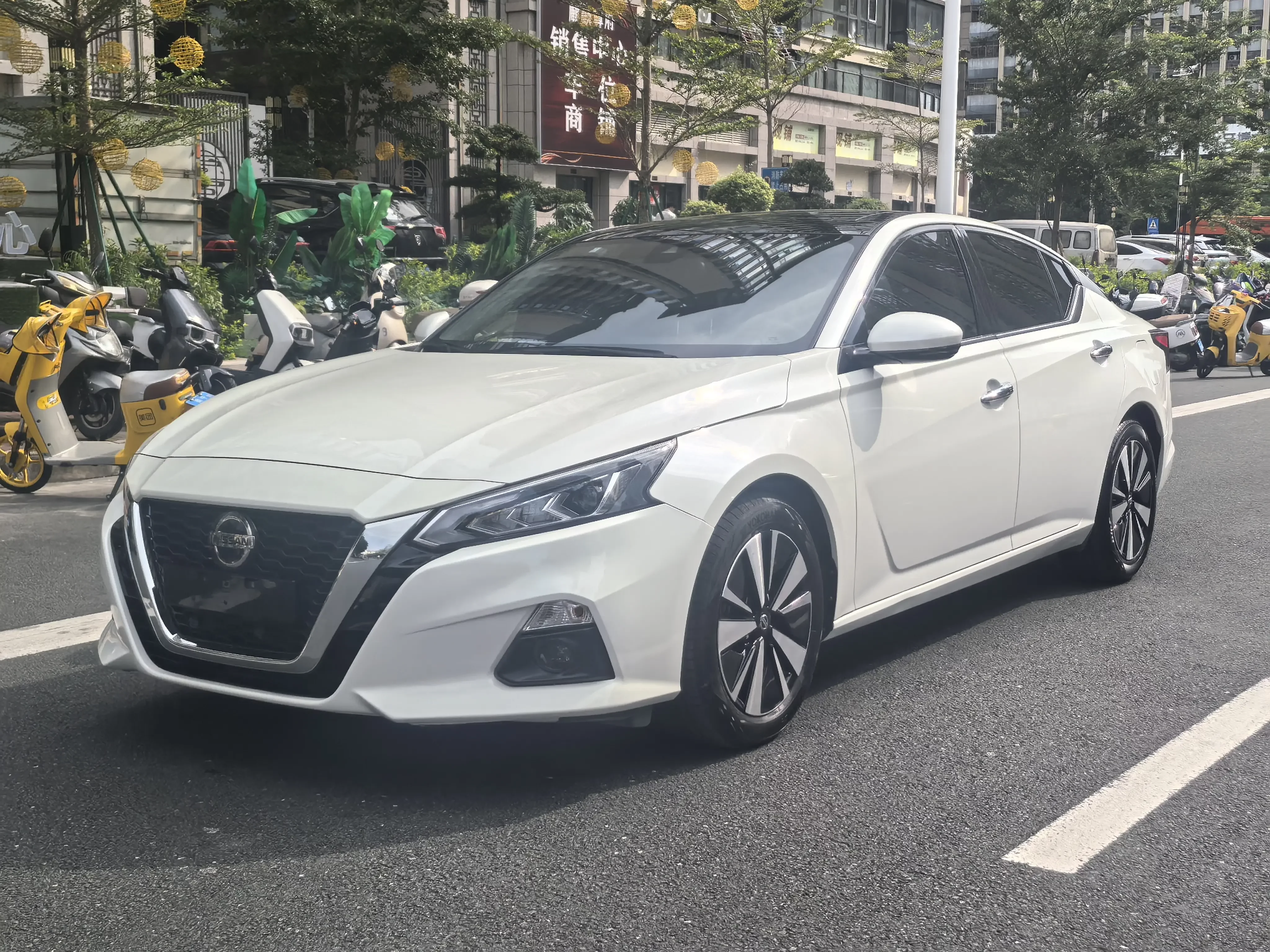 Nissan Altima
