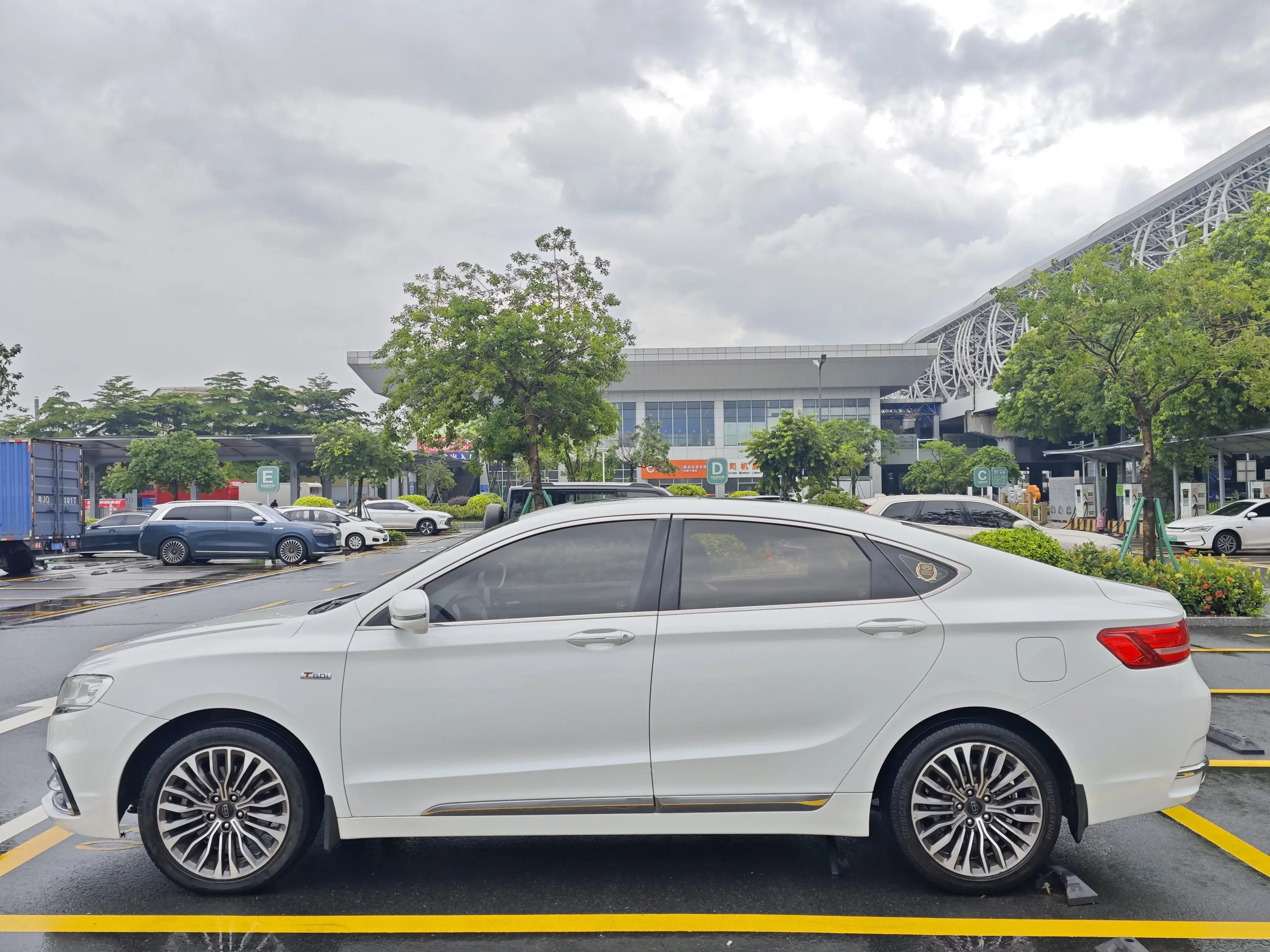 Geely Borui