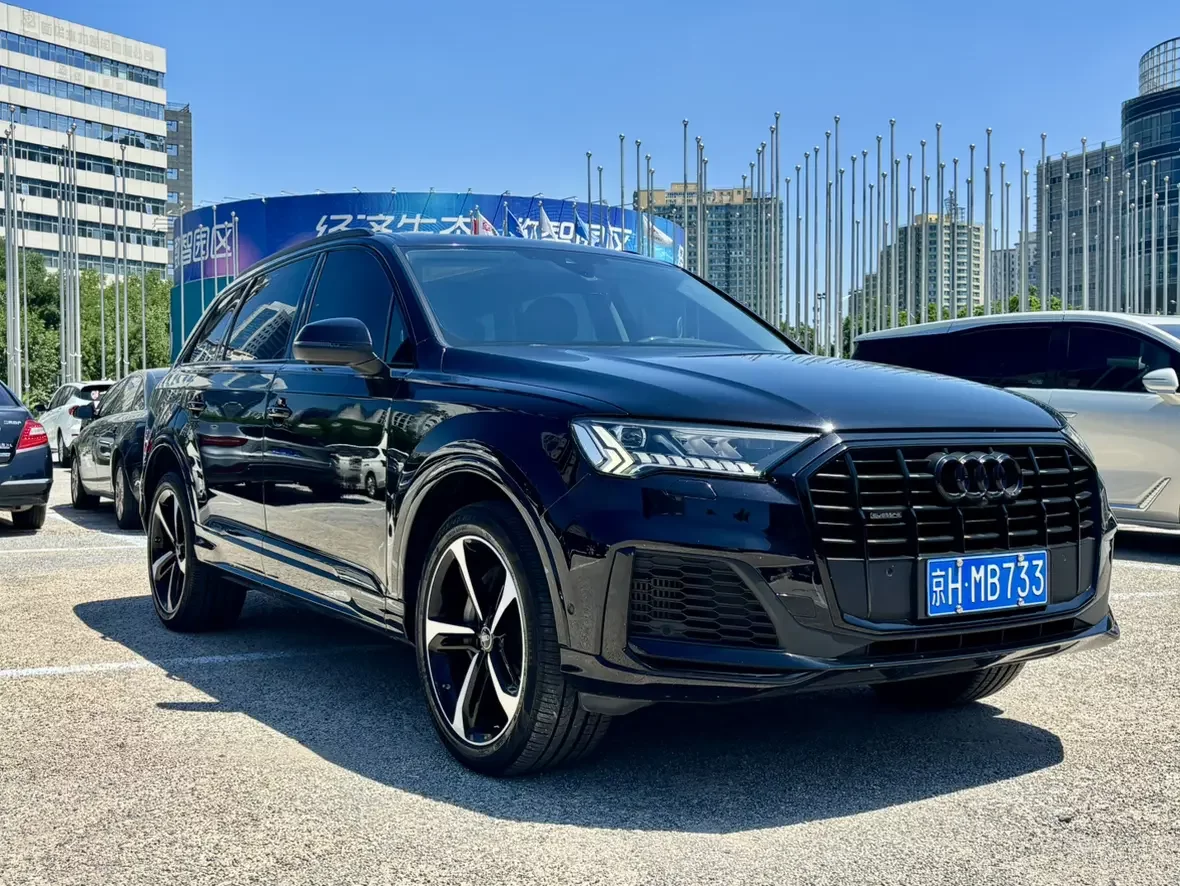 Audi Q7