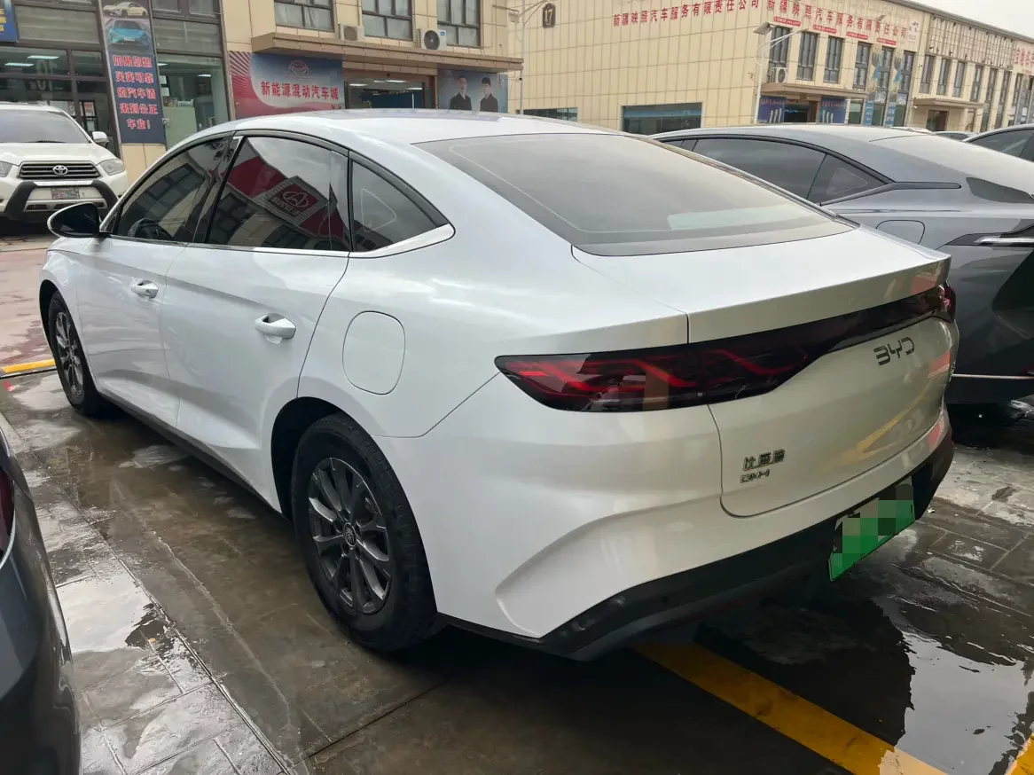 BYD Qin L DM