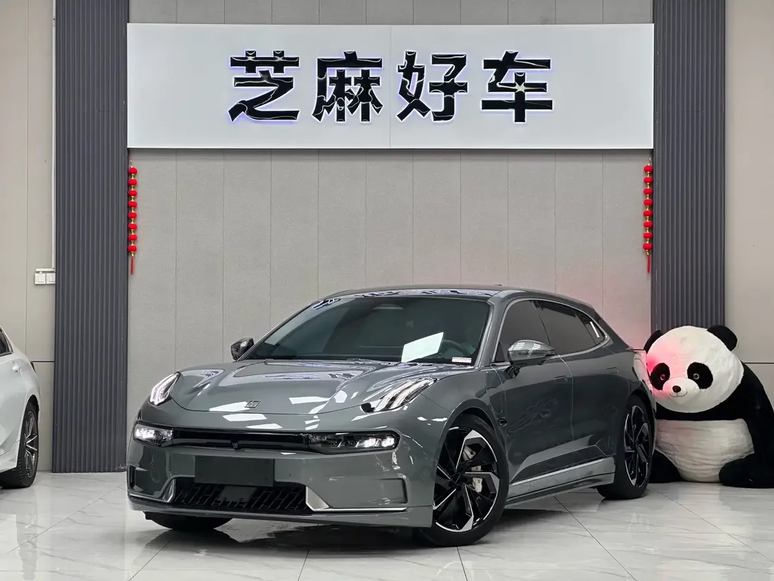 ZEEKR 001