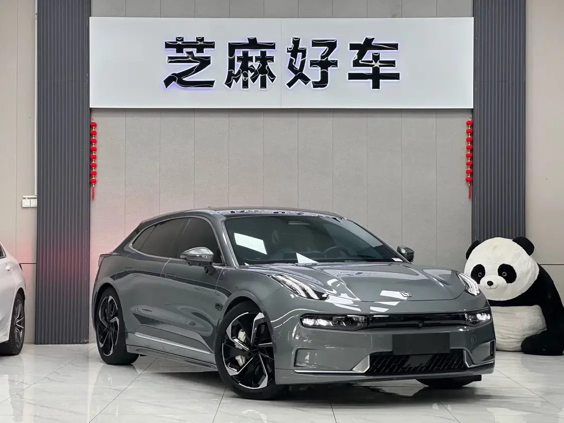ZEEKR 001