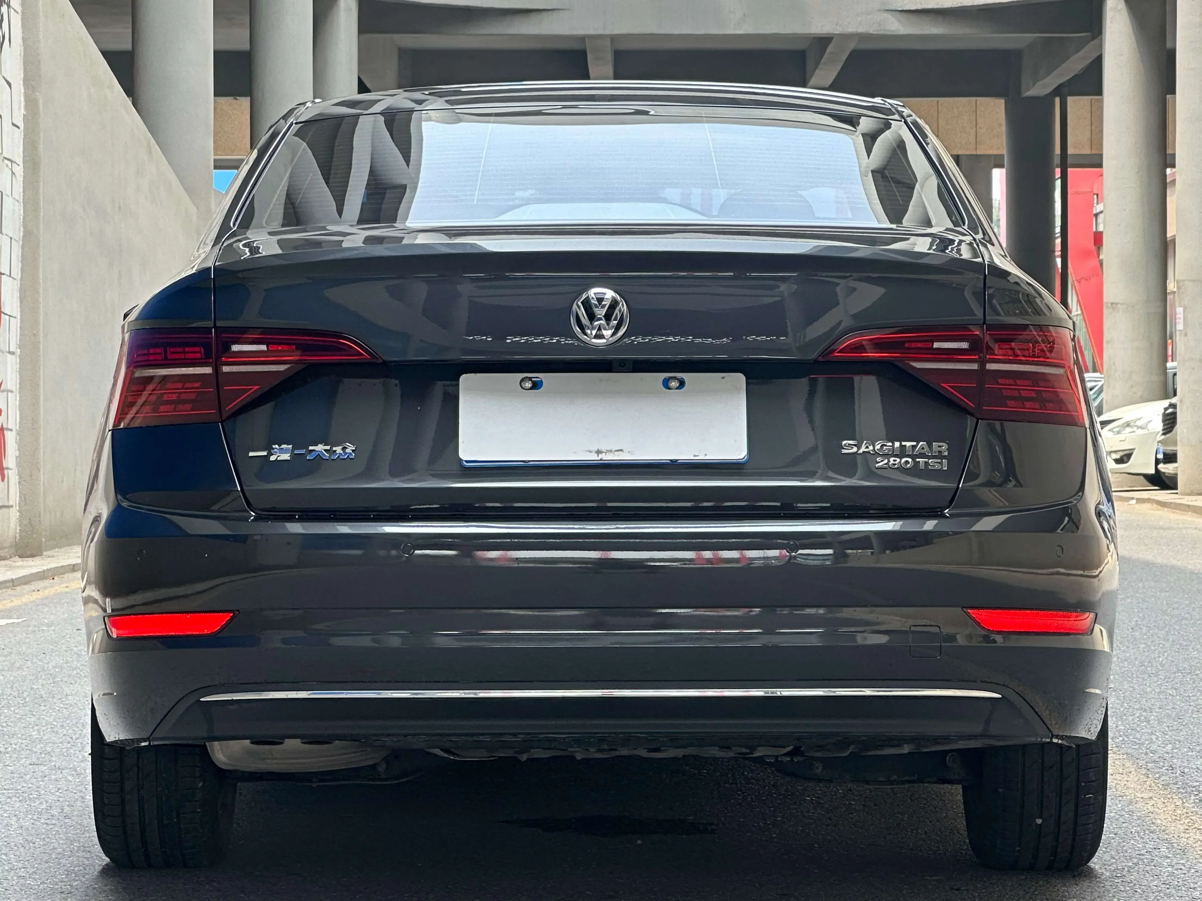 Volkswagen Sagitar
