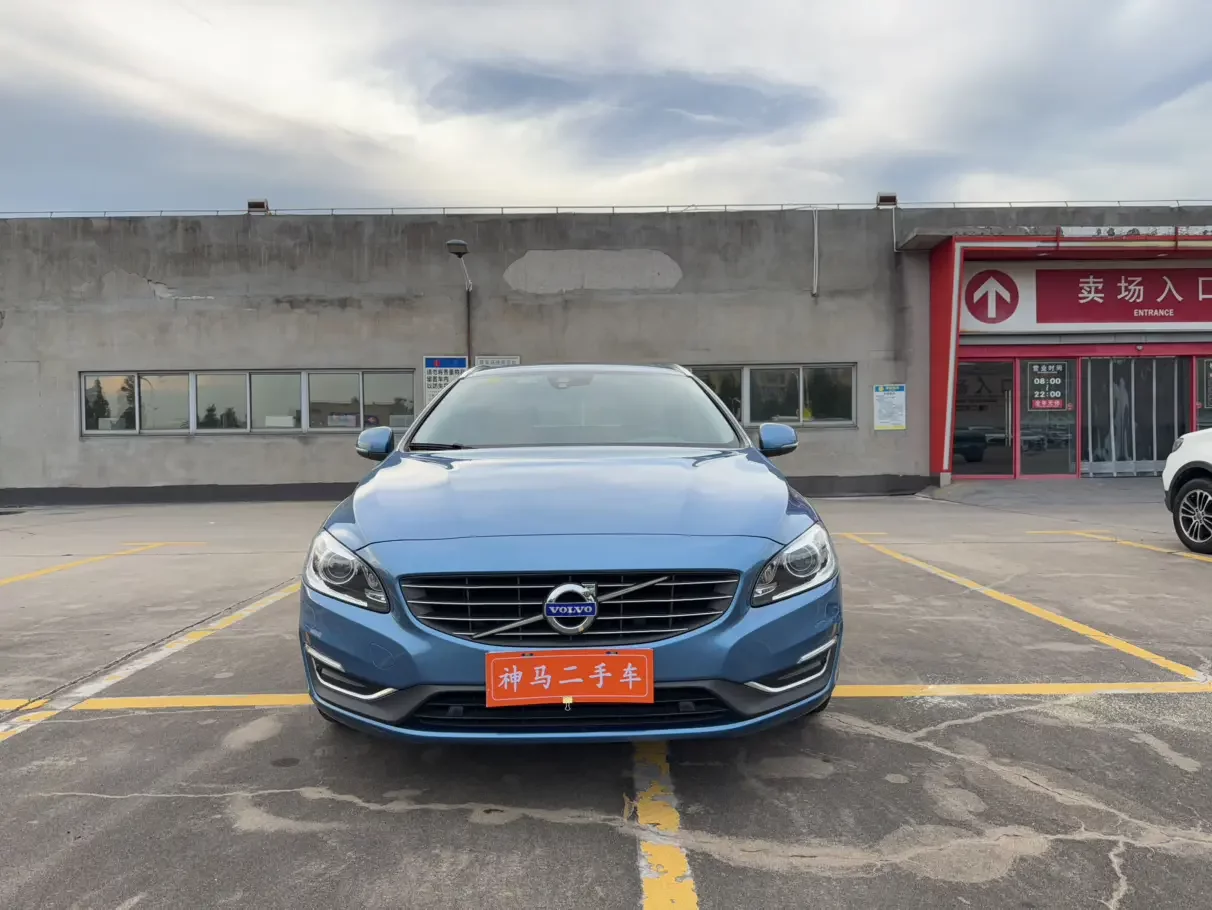 Volvo V60  из Китая