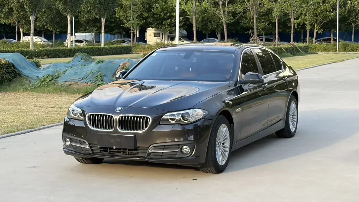 BMW 5 Series  из Китая