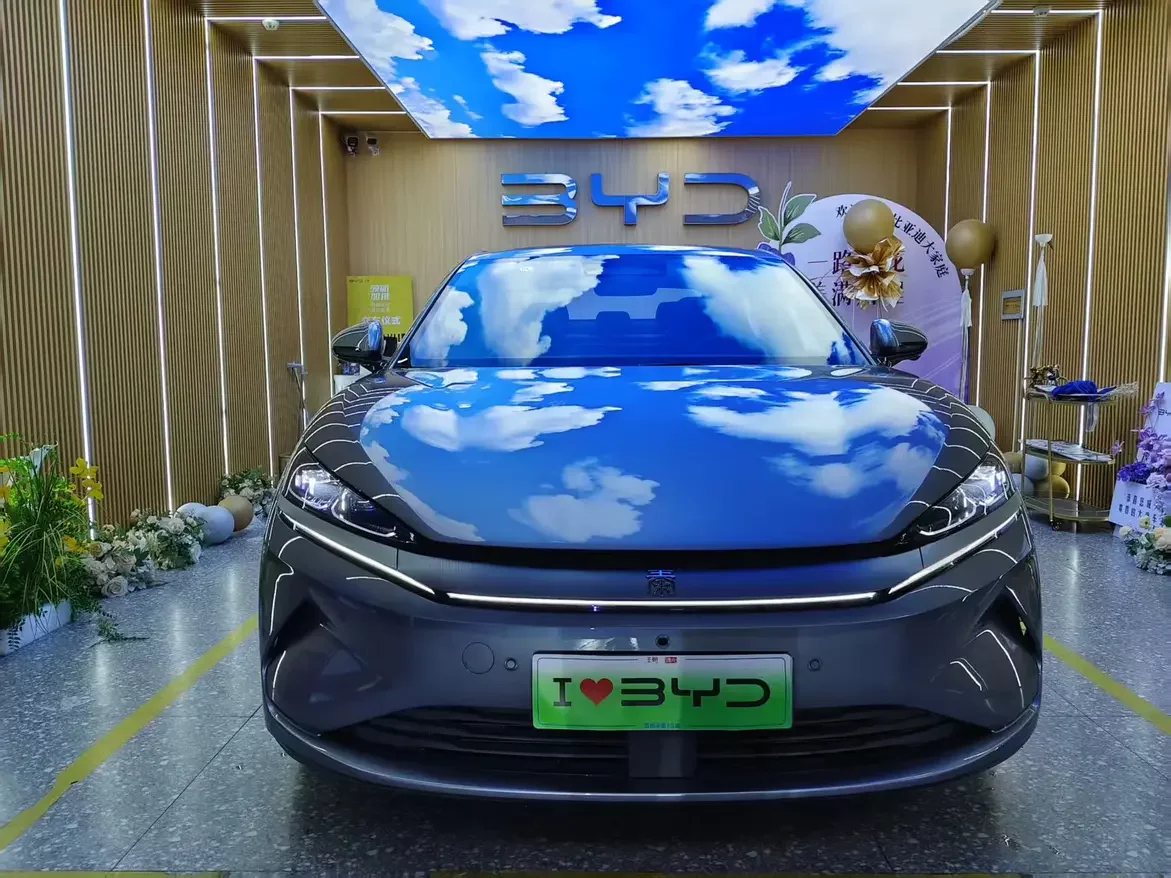 BYD Qin L EV