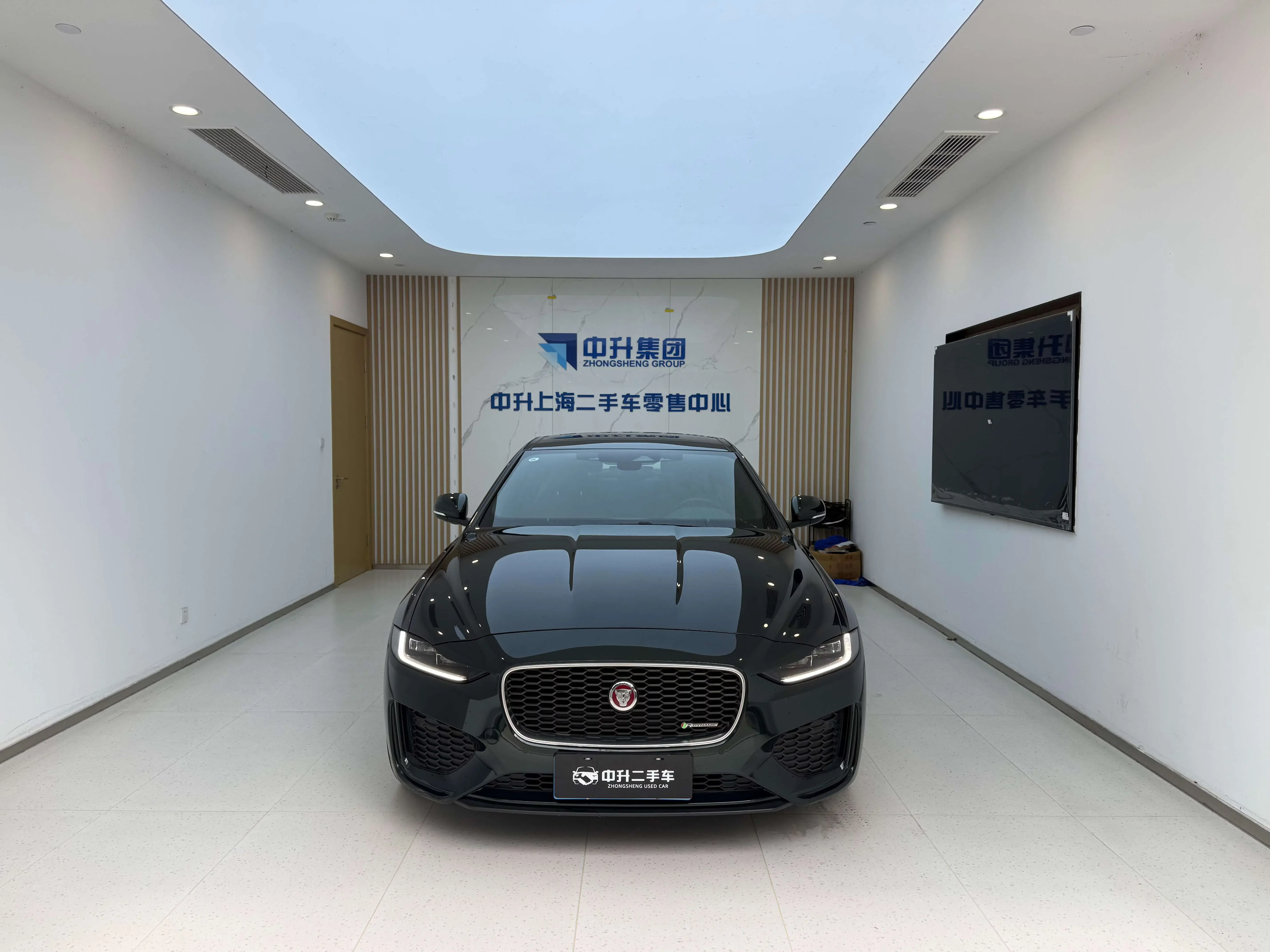 Jaguar XEL
