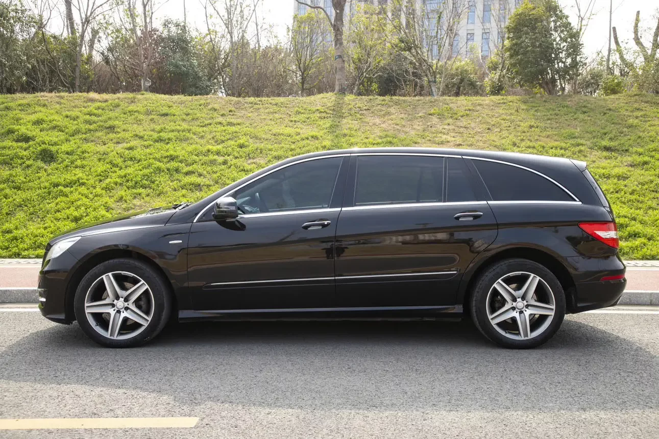Mercedes-Benz R-Class