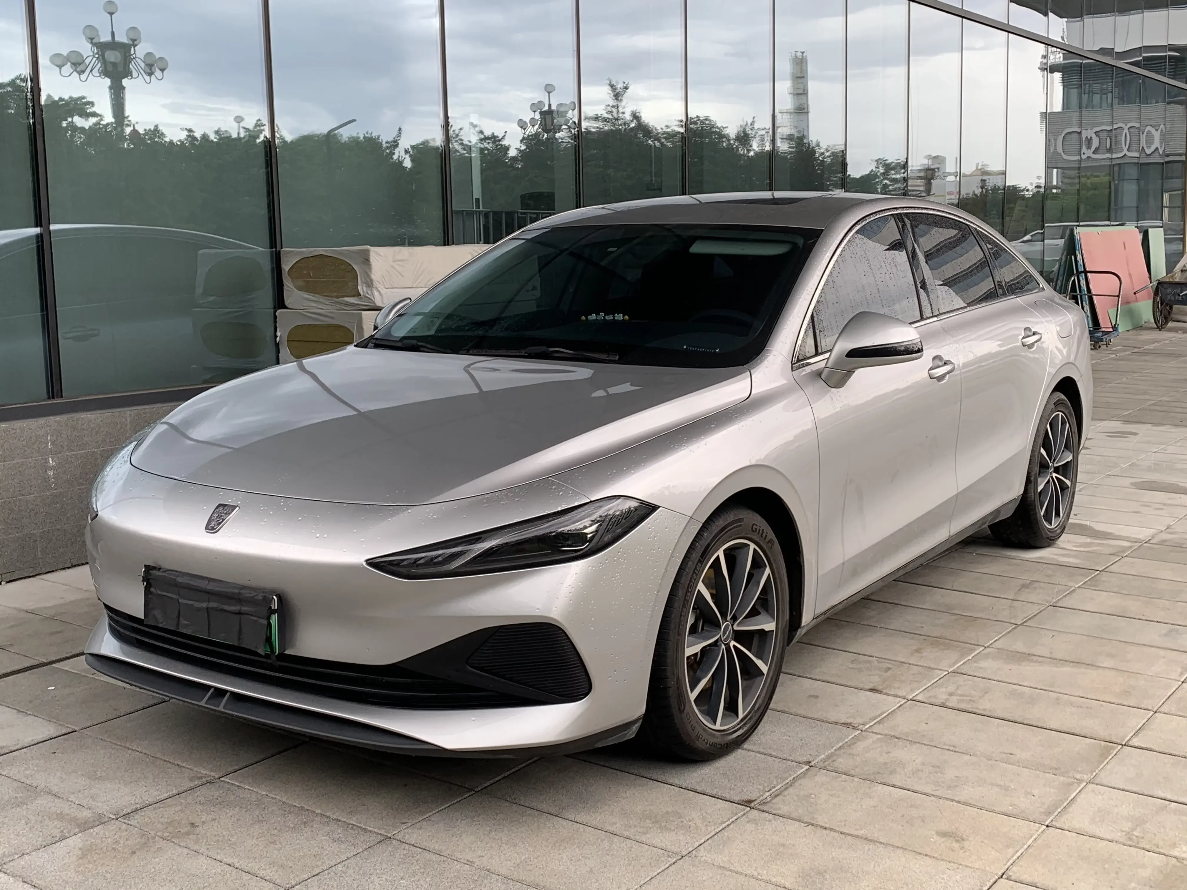 Roewe D7 DMH
