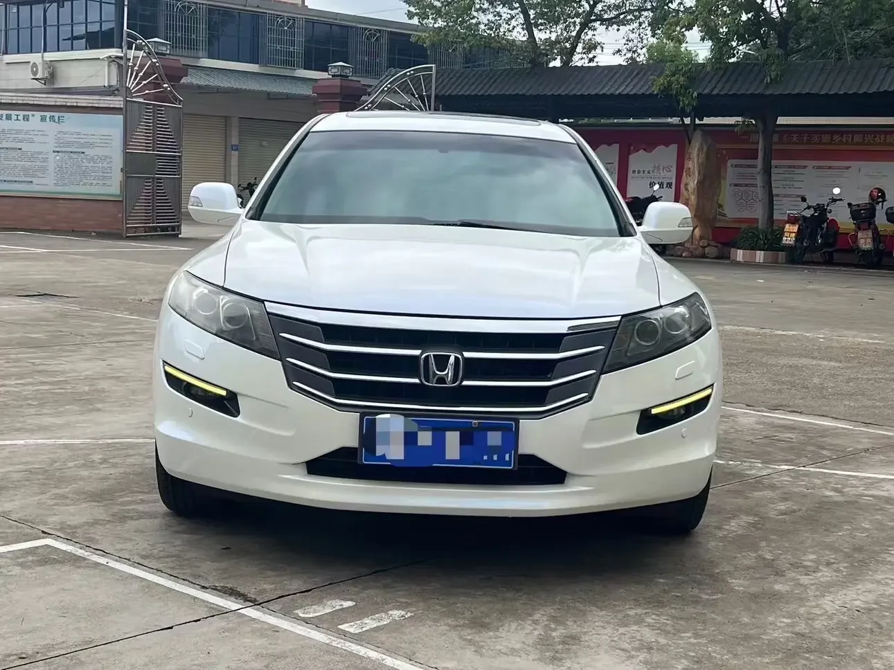 Honda Songs and poems  из Китая