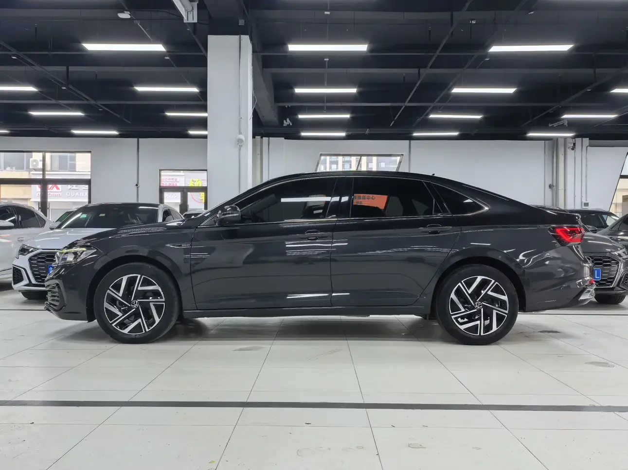 Volkswagen Sagitar