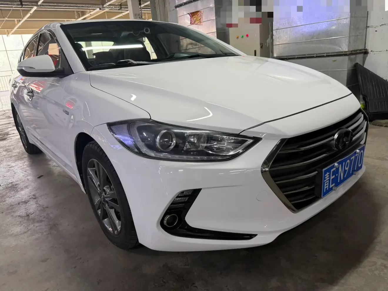 Hyundai lead