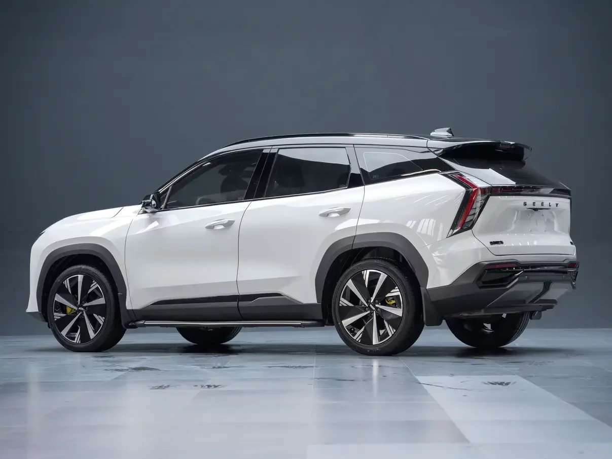 Geely Atlas L