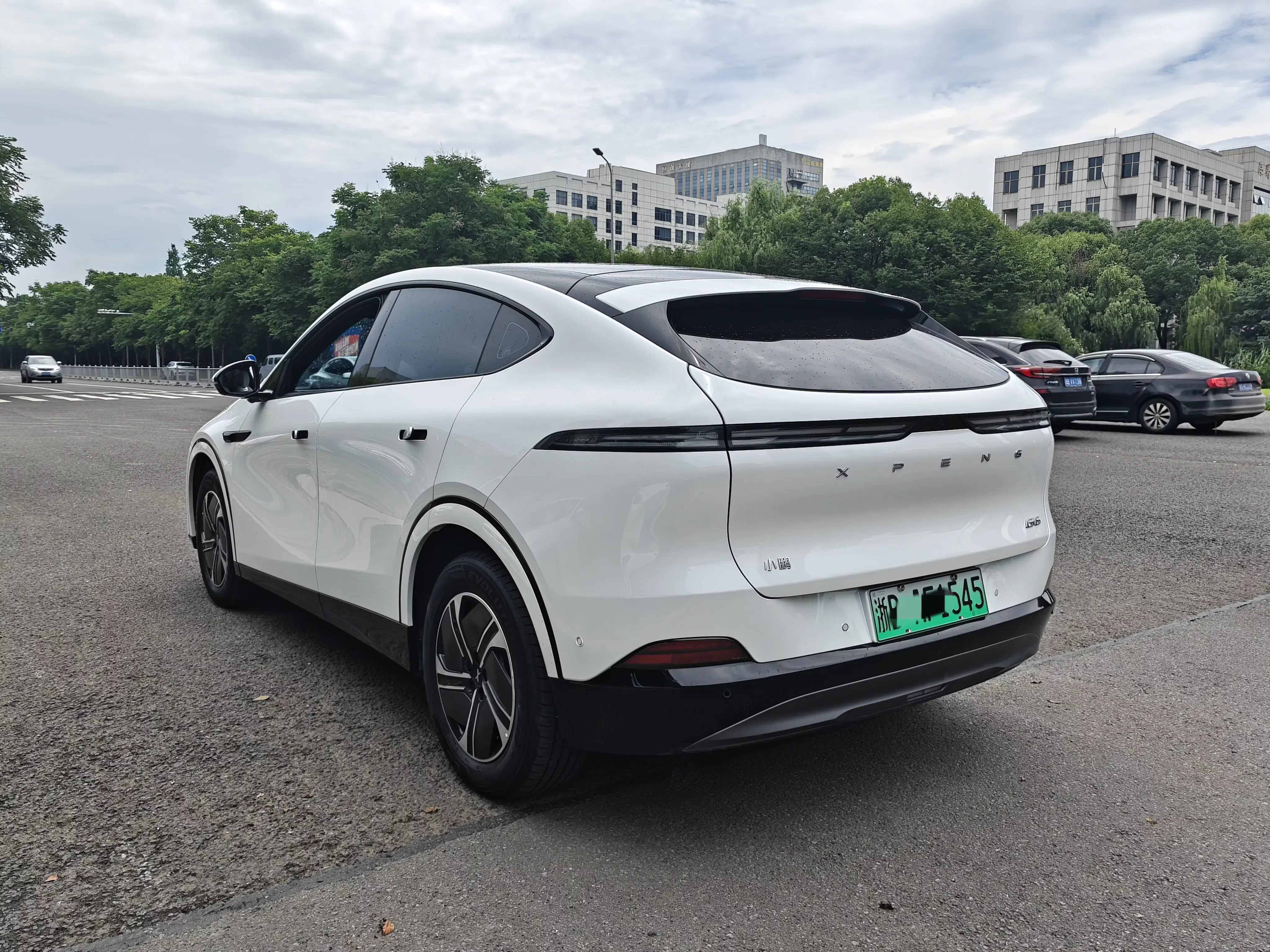 Xpeng G6
