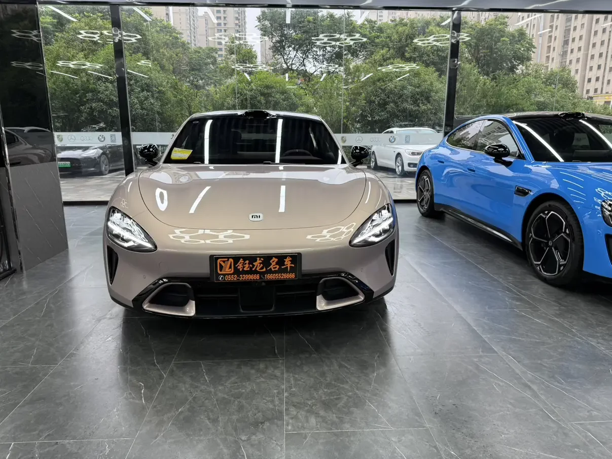 Xiaomi car Xiaomi SU7  из Китая