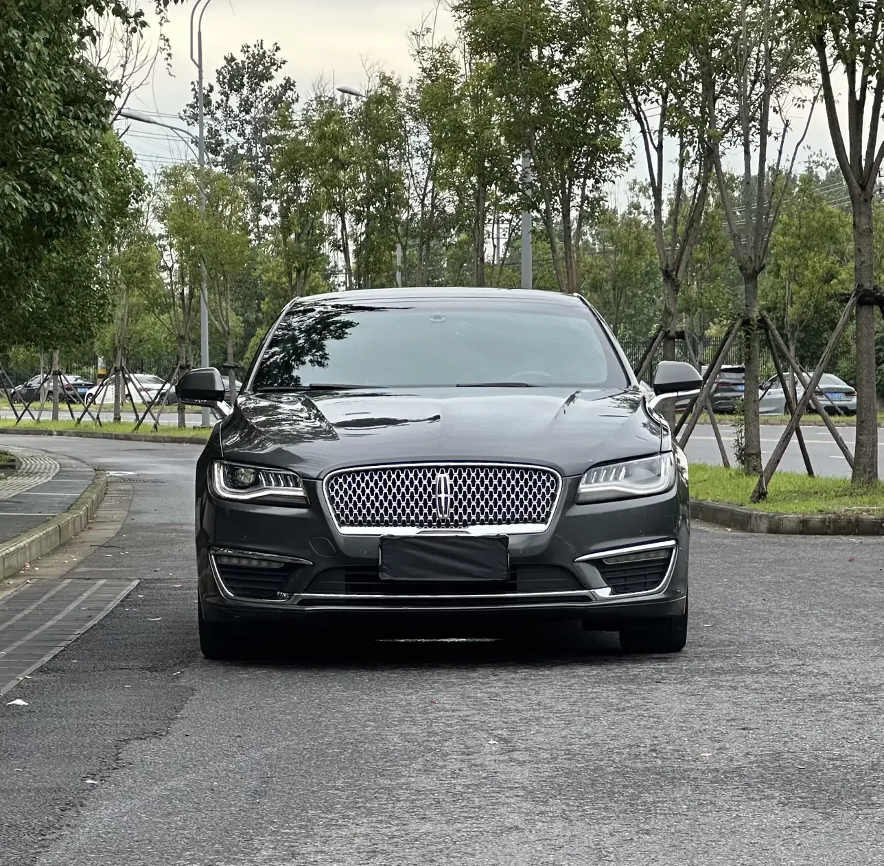 Lincoln MKZ