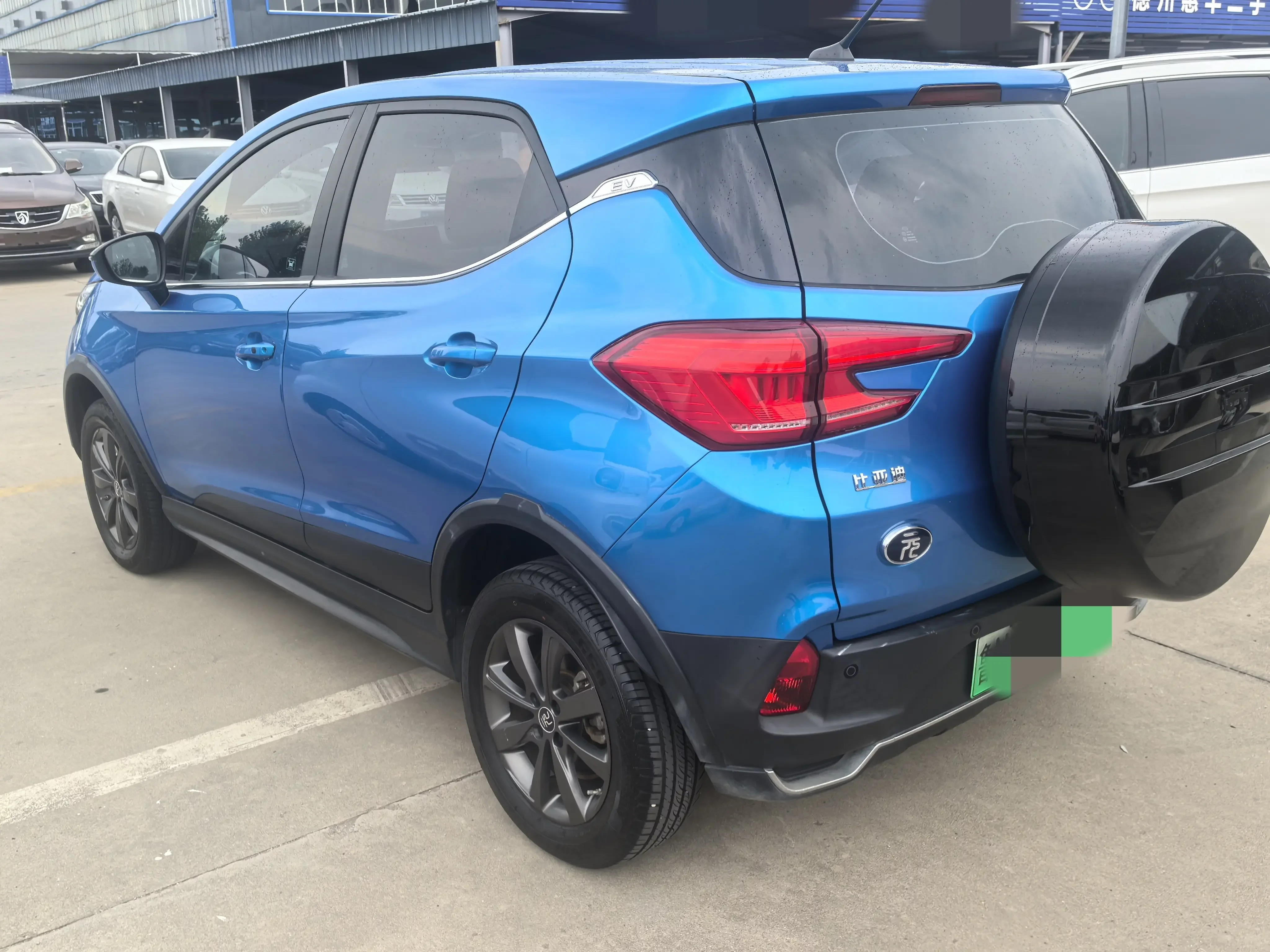 BYD Yuan EV