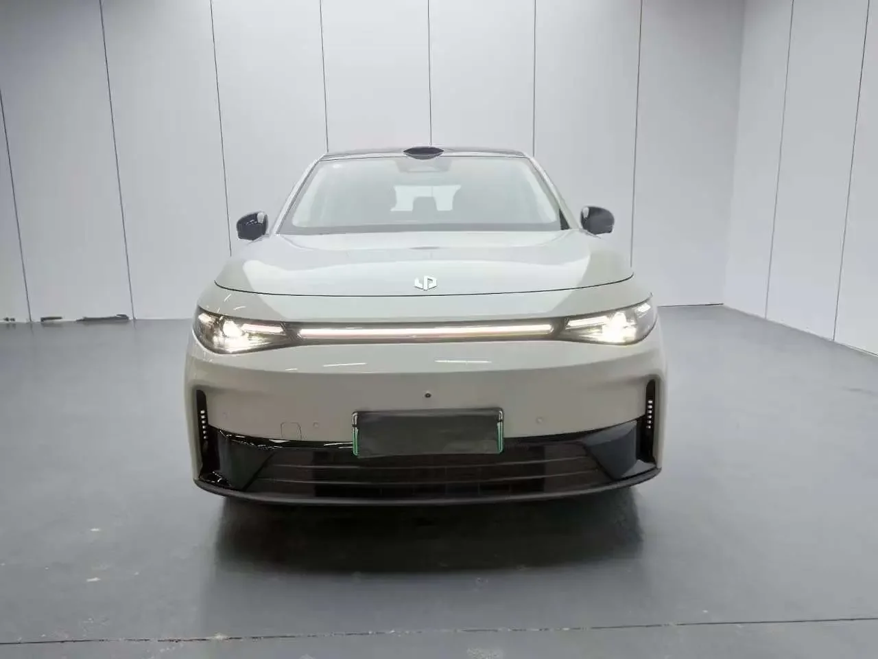 Leapmotor Zero running C10