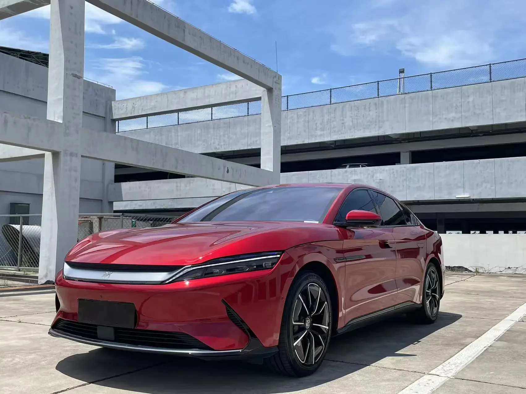 BYD Han EV
