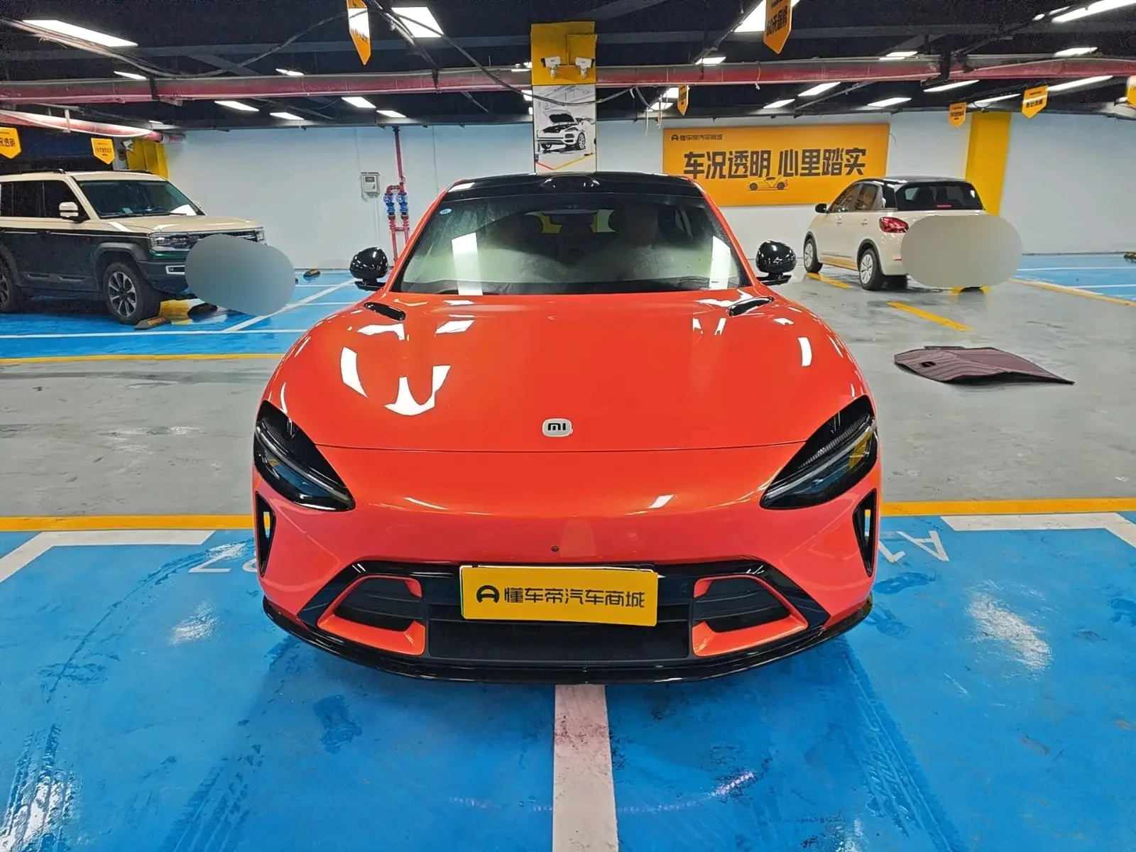 Xiaomi car Xiaomi YU7  из Китая