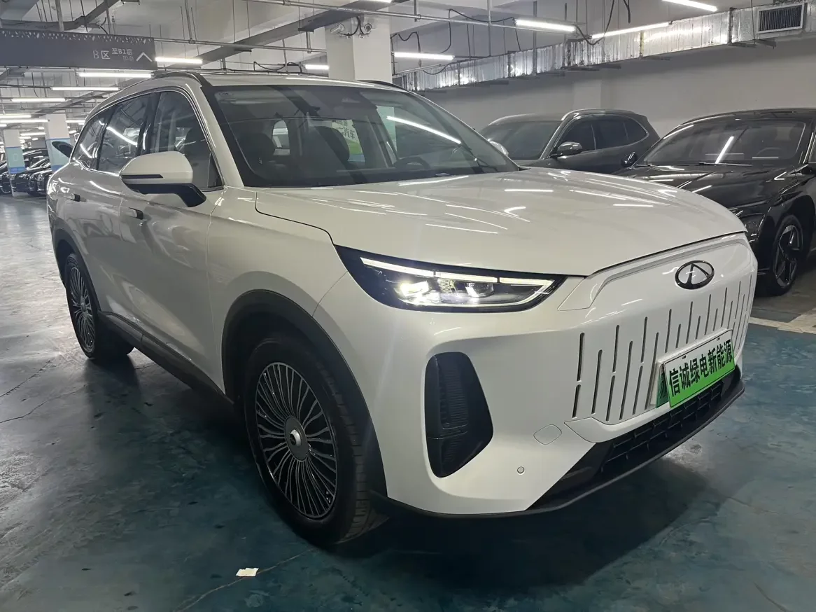 Chery Fengyun T9