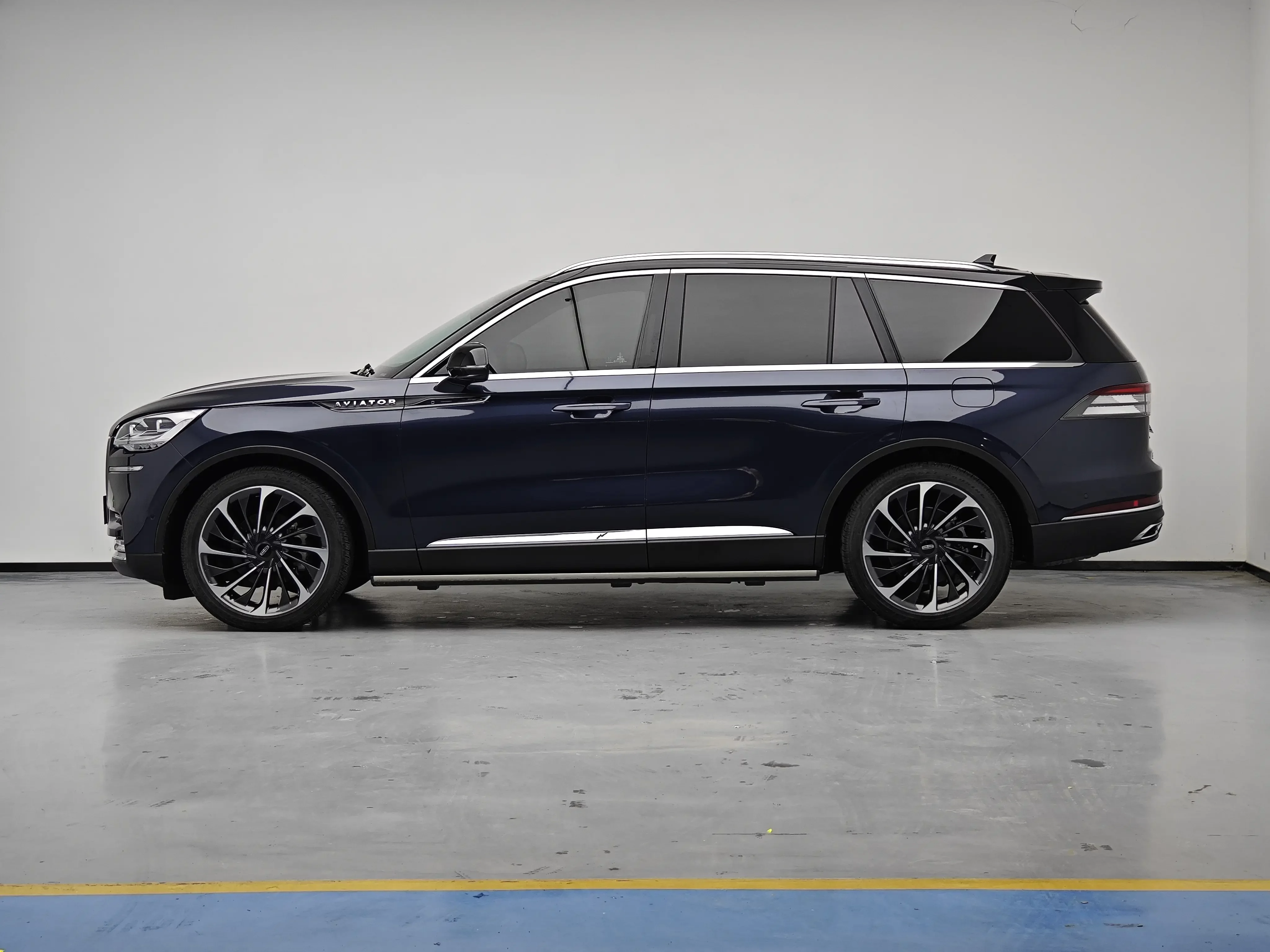 Lincoln aviator