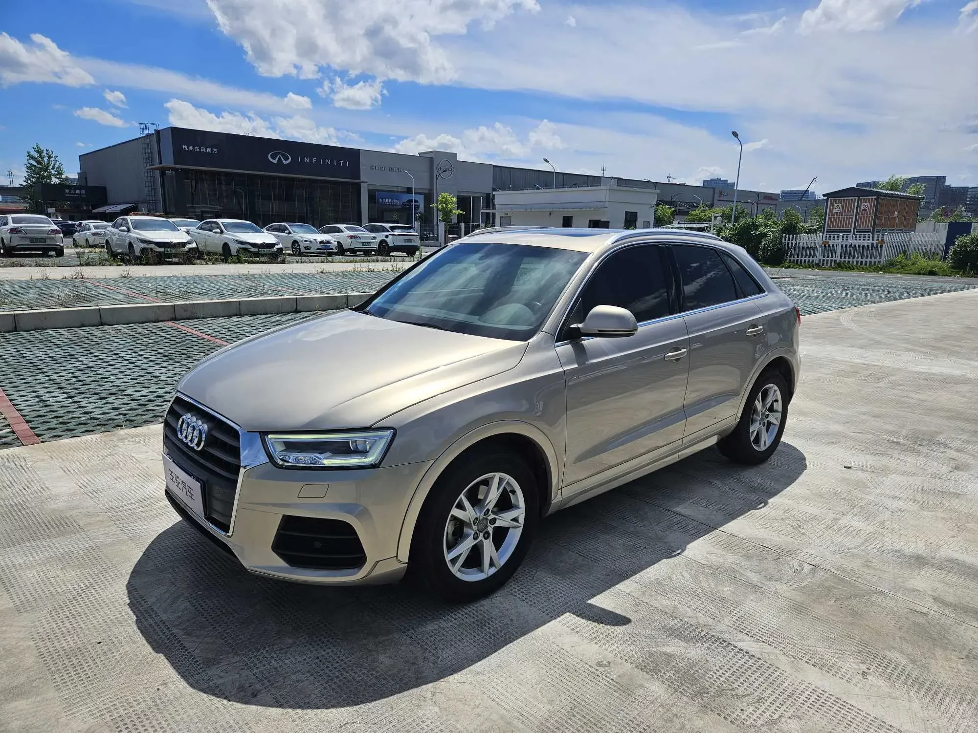 Audi Q3