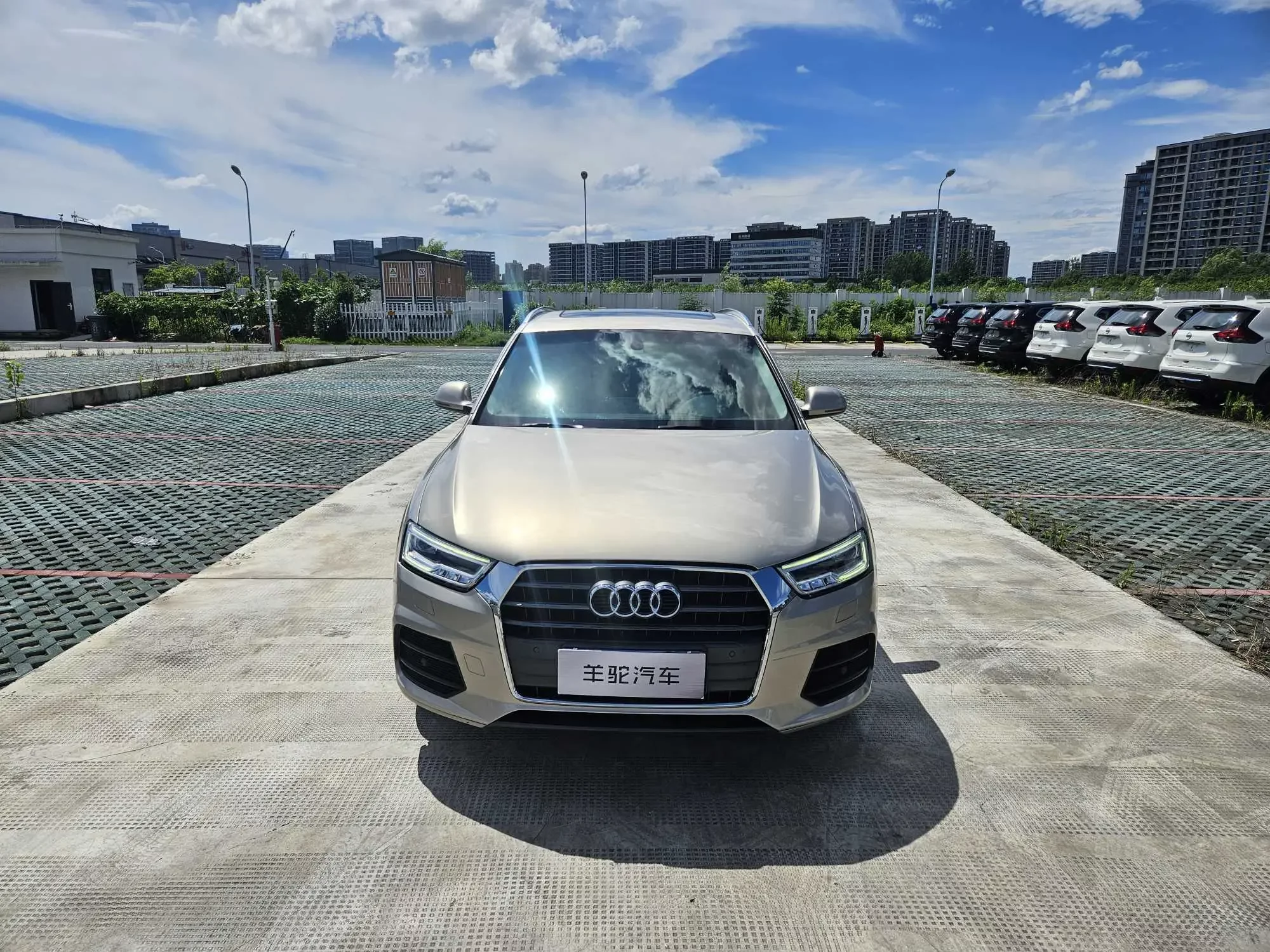 Audi Q3