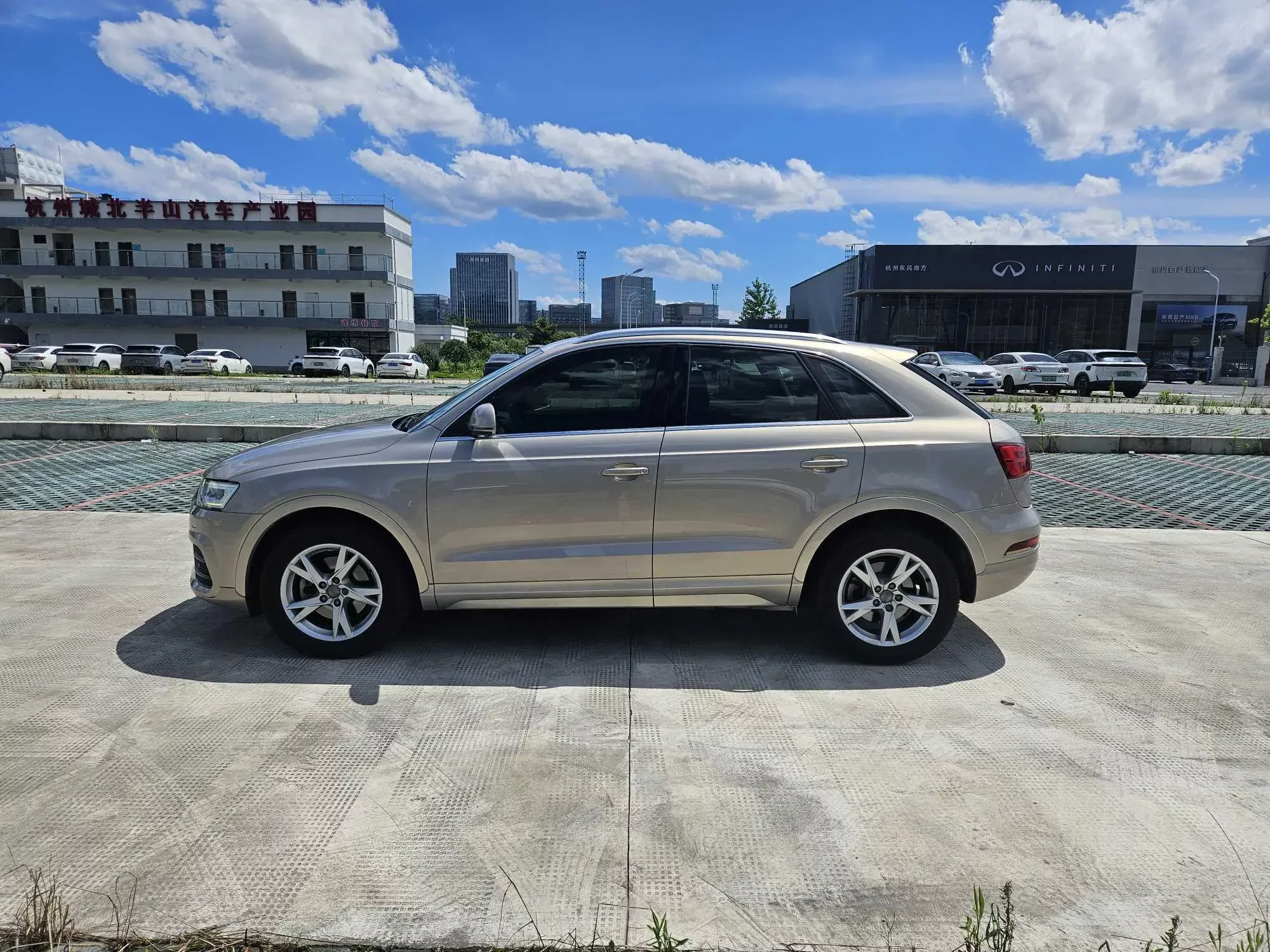 Audi Q3