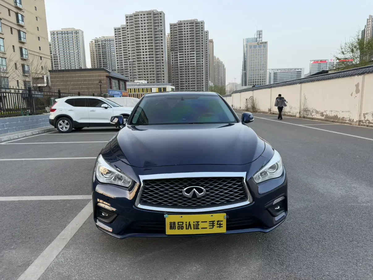Infiniti Q50L  из Китая