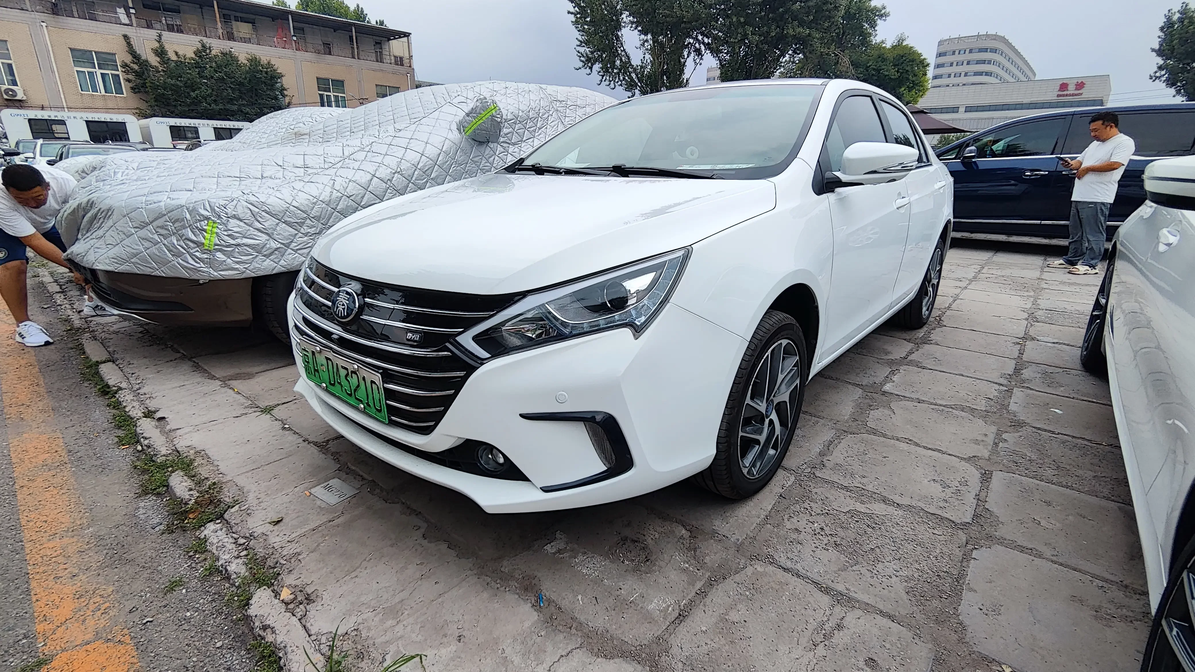 BYD QinEV  из Китая