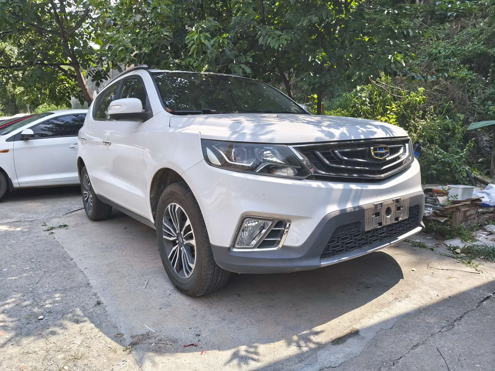Geely Vision X6