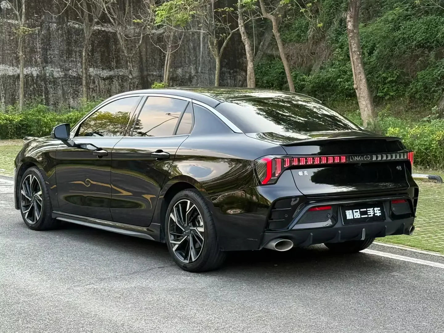 Lynk & Co 03