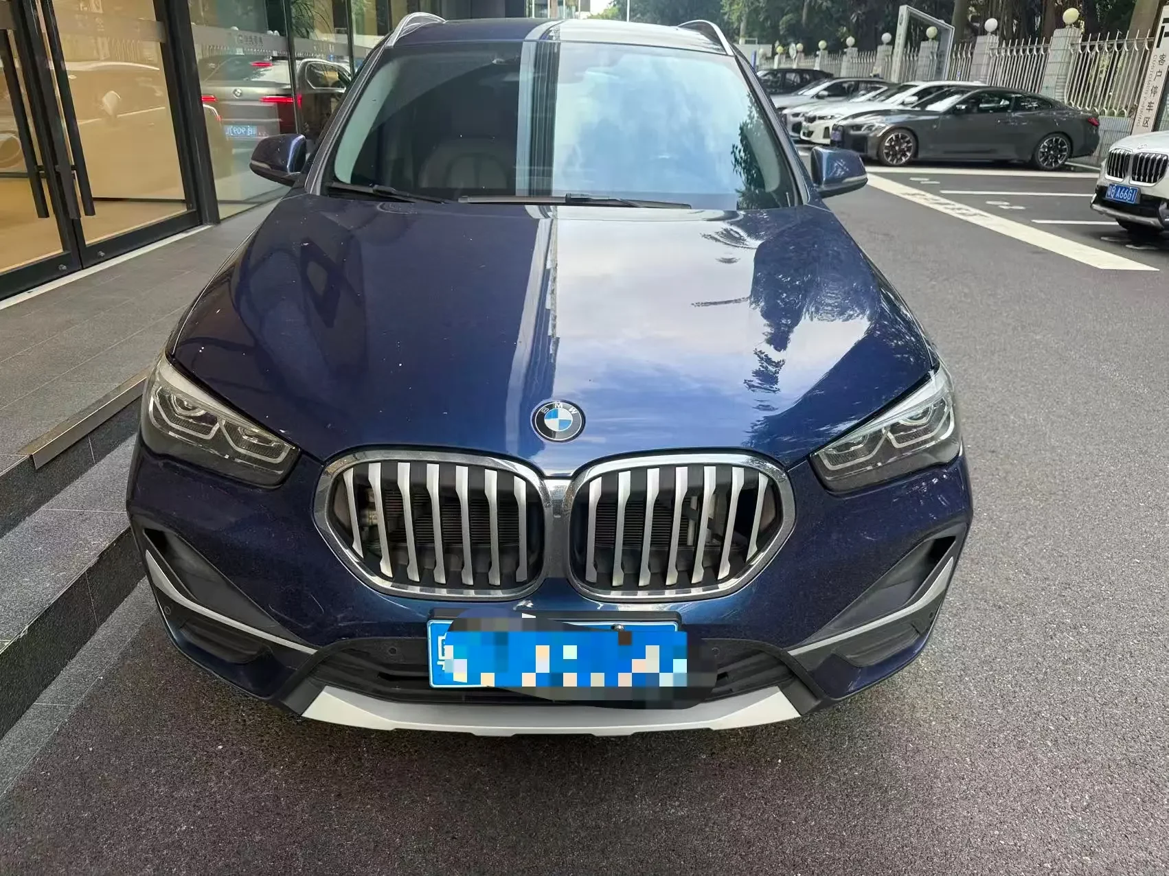 BMW X1  из Китая