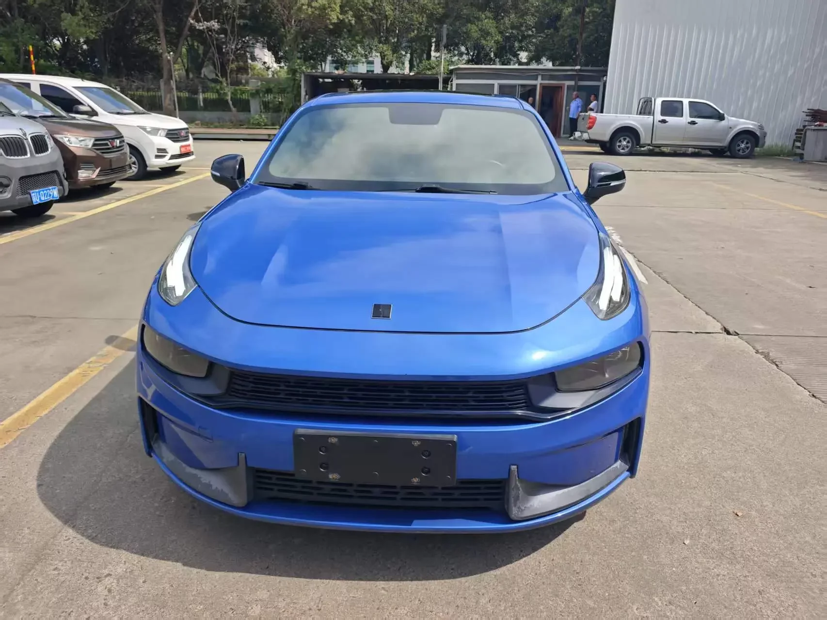 Lynk & Co 03