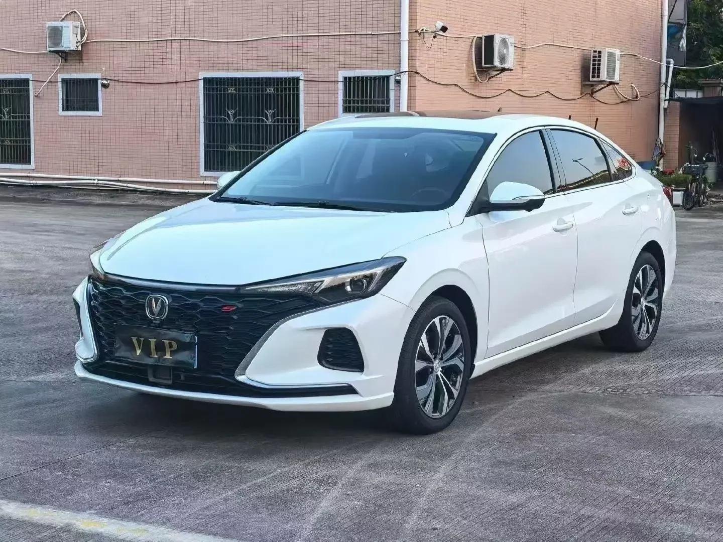 Changan Escape  из Китая