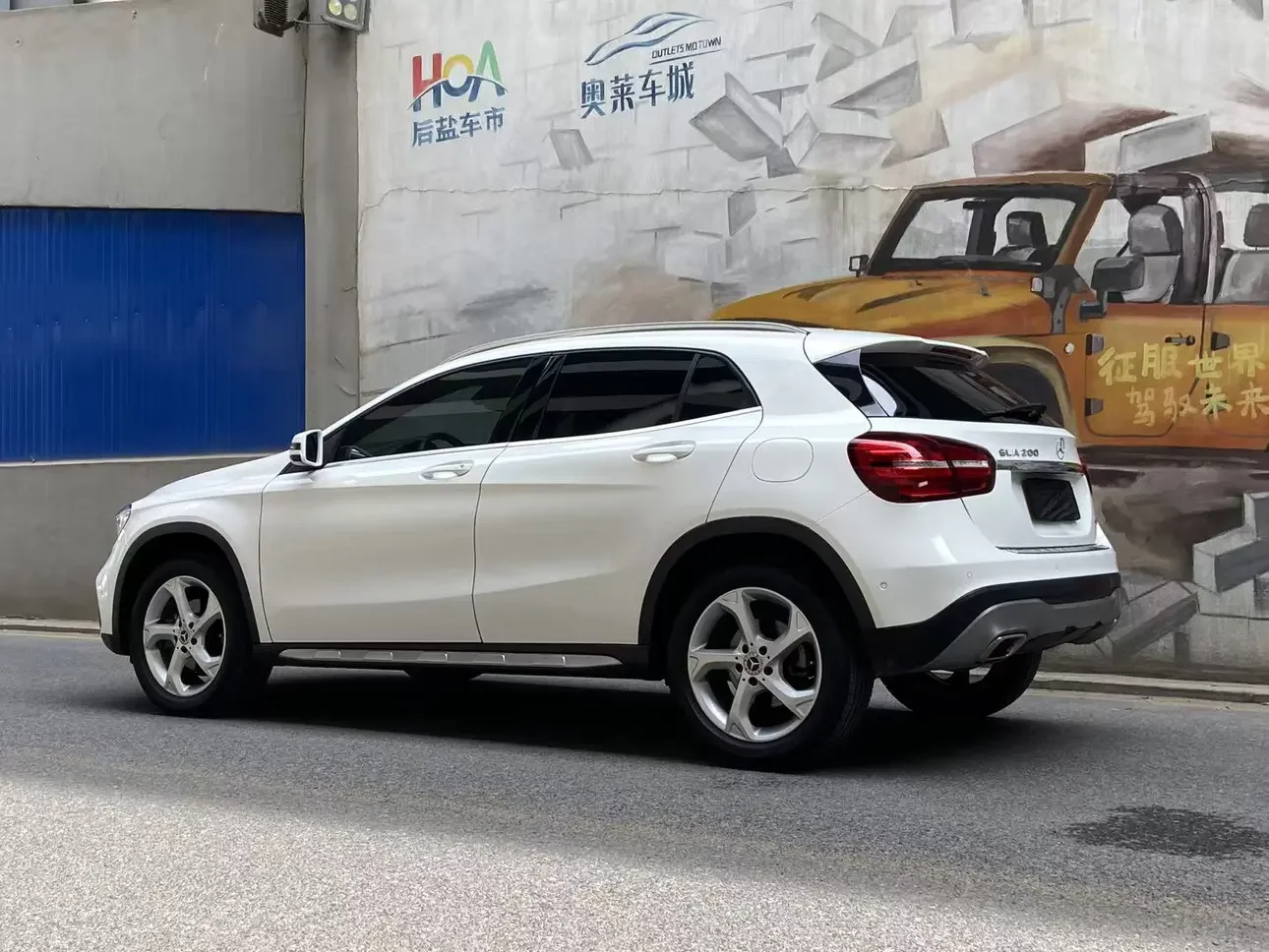 Mercedes-Benz GLA