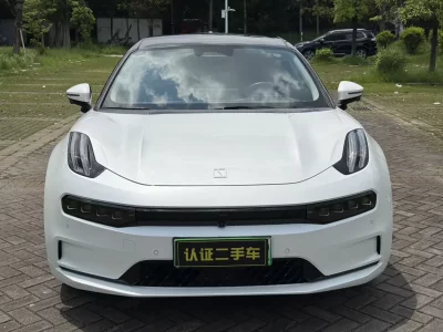 ZEEKR 001