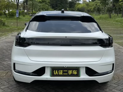ZEEKR 001