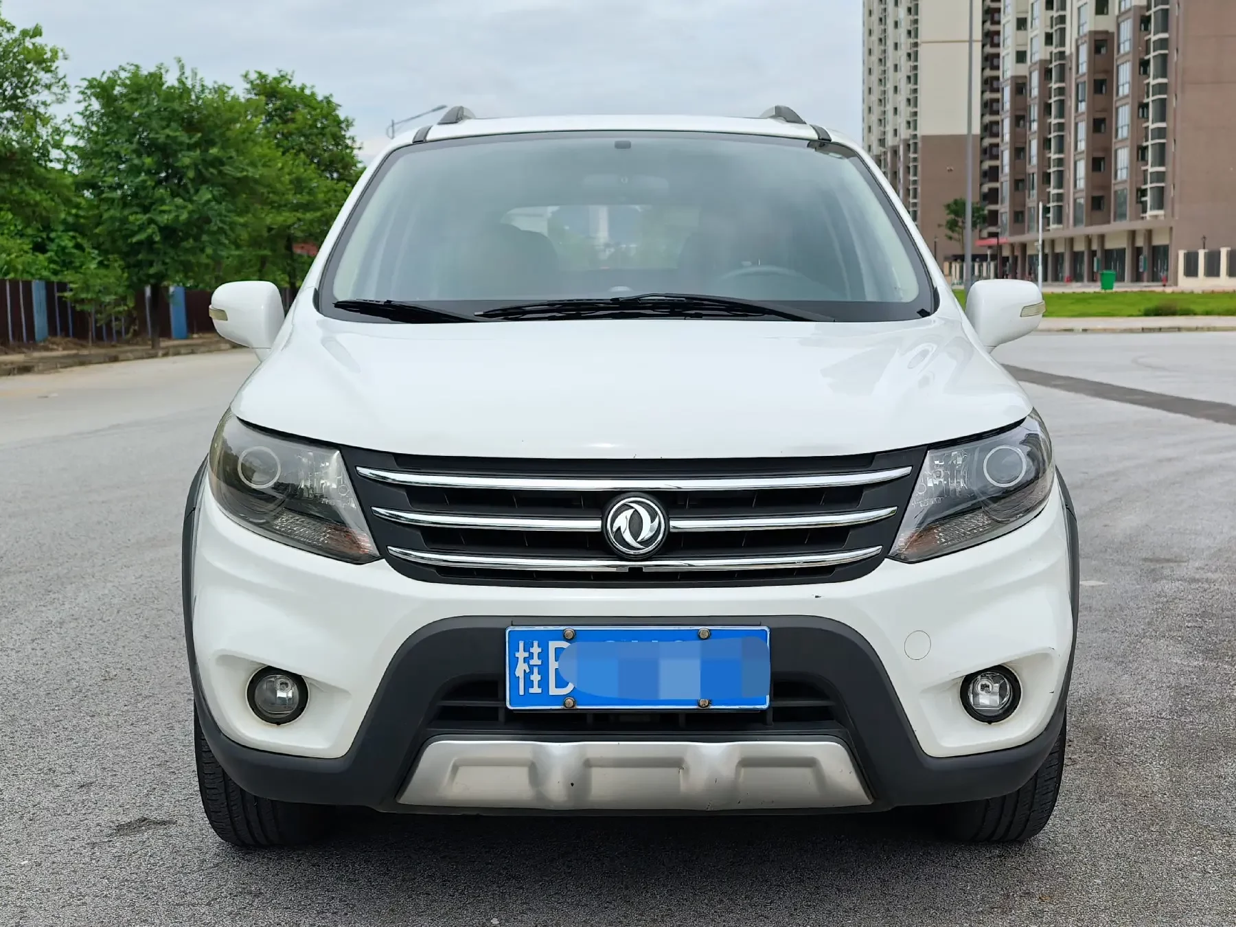 Forthing Jingyi X5