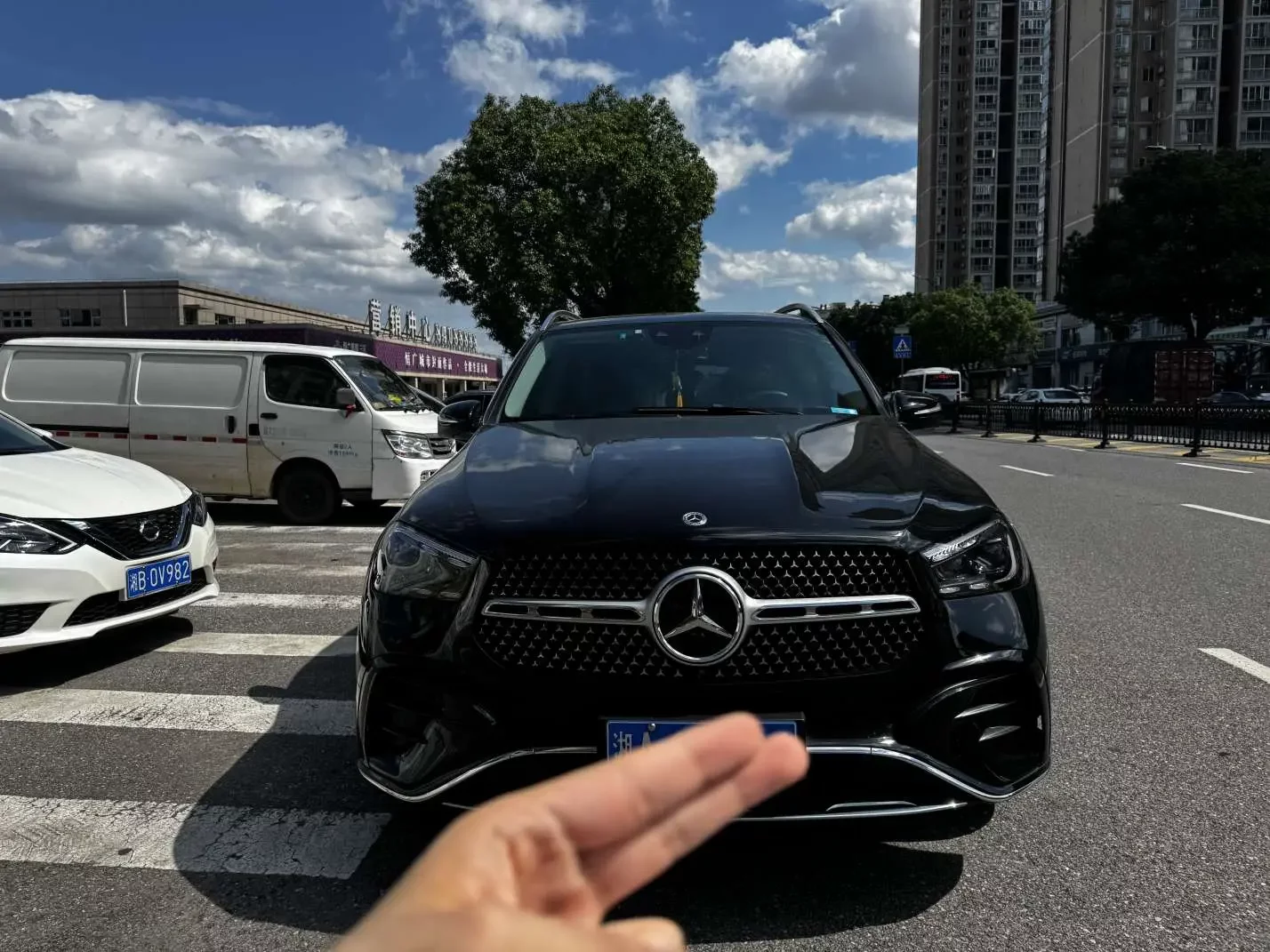 Mercedes-Benz GLE (Imported)
